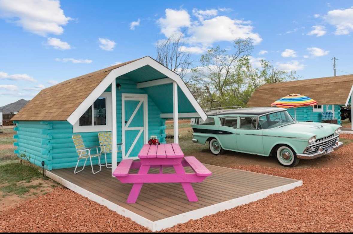 Starlite Vintage Resort