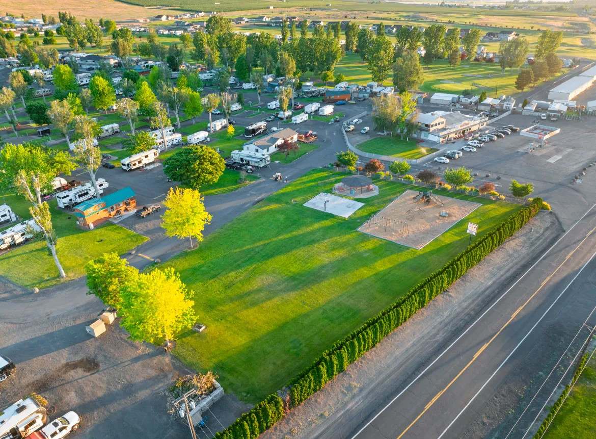 O'Sullivan Sportsman Resort