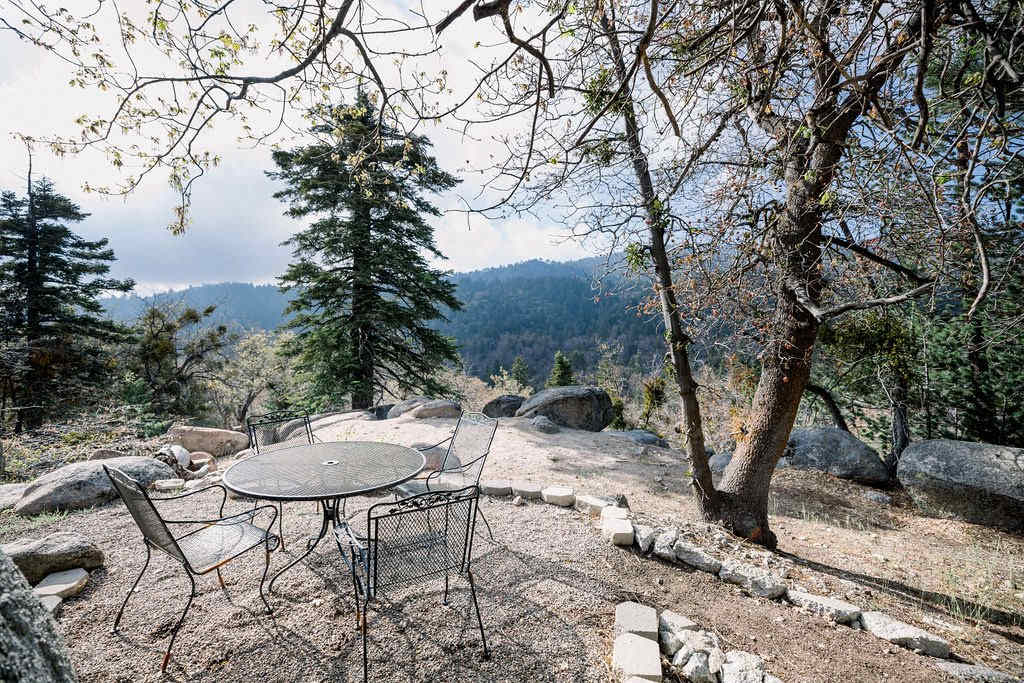 Rocky Top -  Rustic Cabin w/ a View